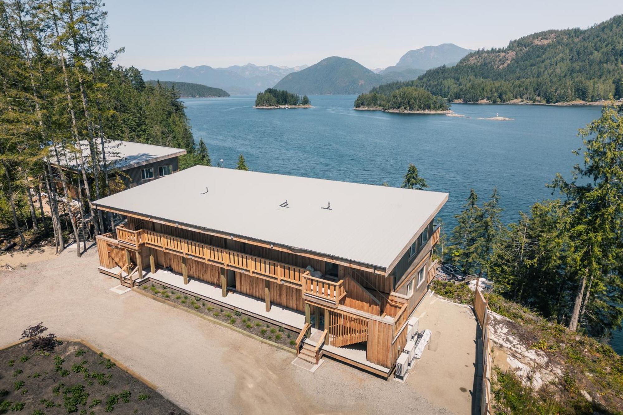 West Coast Wilderness Lodge Egmont Extérieur photo