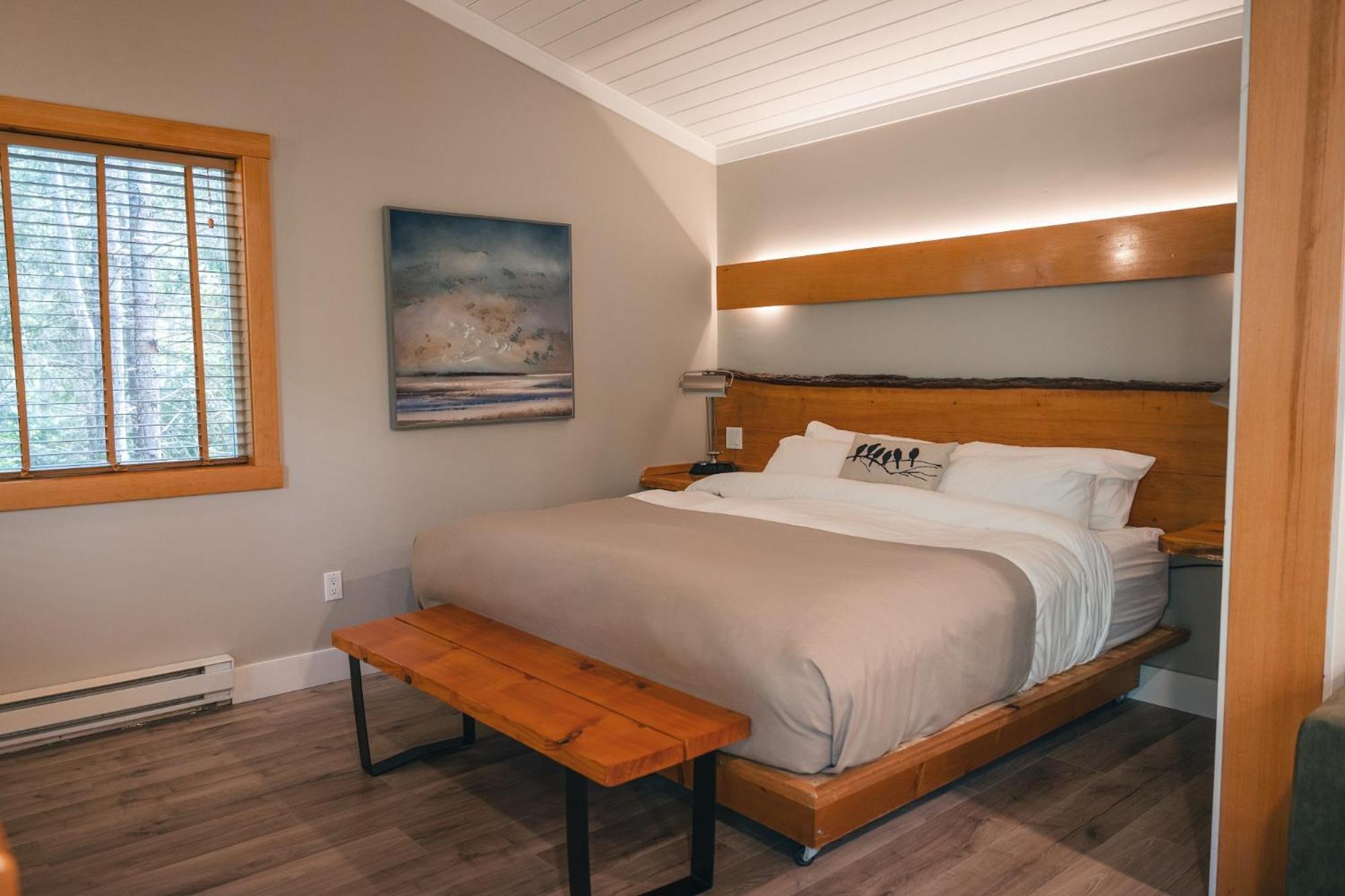 West Coast Wilderness Lodge Egmont Extérieur photo